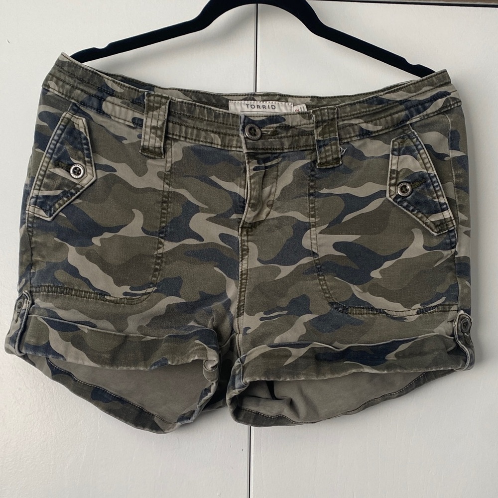 Torrid Camo Cargo Shorts - Green and Gray